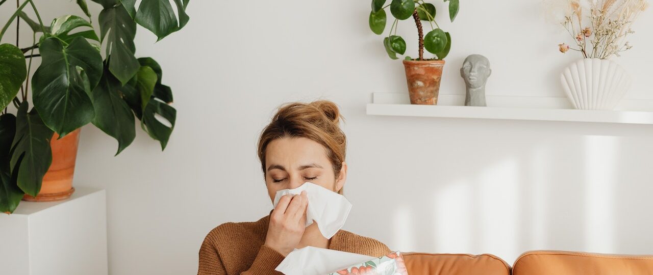 Hur vet jag om jag har allergier? En guide till att identifiera och hantera allergiska reaktioner.